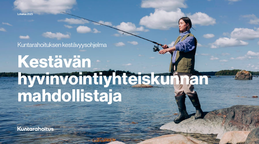 Kuvituskuva Kuntarahoituksen kestävyysohjelmalle, "kestävän hyvinvointiyhteiskunan mahdollistaja" Kuvassa nainen kalastaa saaristomaisemassa.