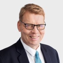 Harri Luhtala, Johtaja, Talous.
