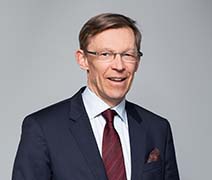 Kuvassa on Juho Malmberg.